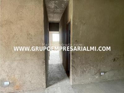 Apartamento de 3 alcobas en venta en La Navarra, Bello, 80 m² · foto 3 de 18