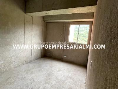 Apartamento de 3 alcobas en venta en La Navarra, Bello, 80 m² · foto 5 de 18
