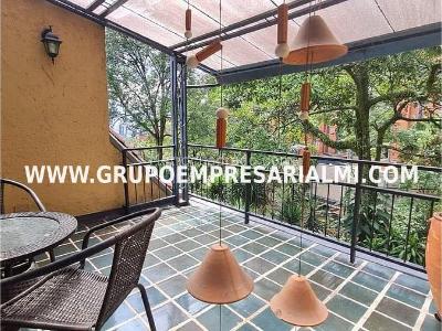 Casa de 4 alcobas en venta en El Diamante, Medellín, 448 m² · foto 10 de 10
