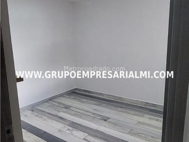 Apartamento tipo estudio en arriendo de 1 Alcoba en Pajarito, Robledo (1er piso) - 5
