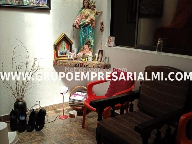 Duplex en Arriendo de 3 Alcobas en Aranjuez (San Cayetano) - 5