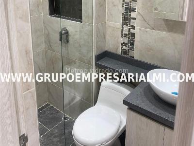 Apartamento de 3 alcobas en venta en Maria Auxiliadora, Sabaneta, 56 m² · foto 16 de 19