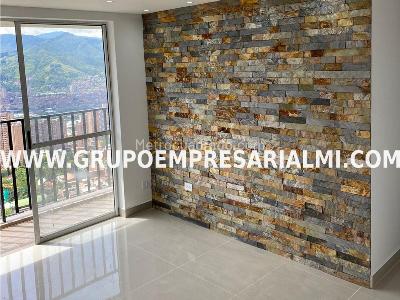 Apartamento de 3 alcobas en venta en Maria Auxiliadora, Sabaneta, 56 m² · foto 2 de 19