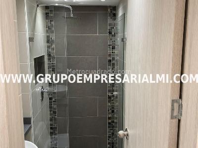 Apartamento de 3 alcobas en venta en Maria Auxiliadora, Sabaneta, 56 m² · foto 12 de 19