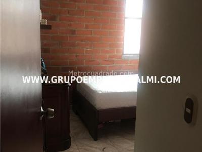 Apartamento en venta en Simon Bolivar, Medellín · foto 7 de 14