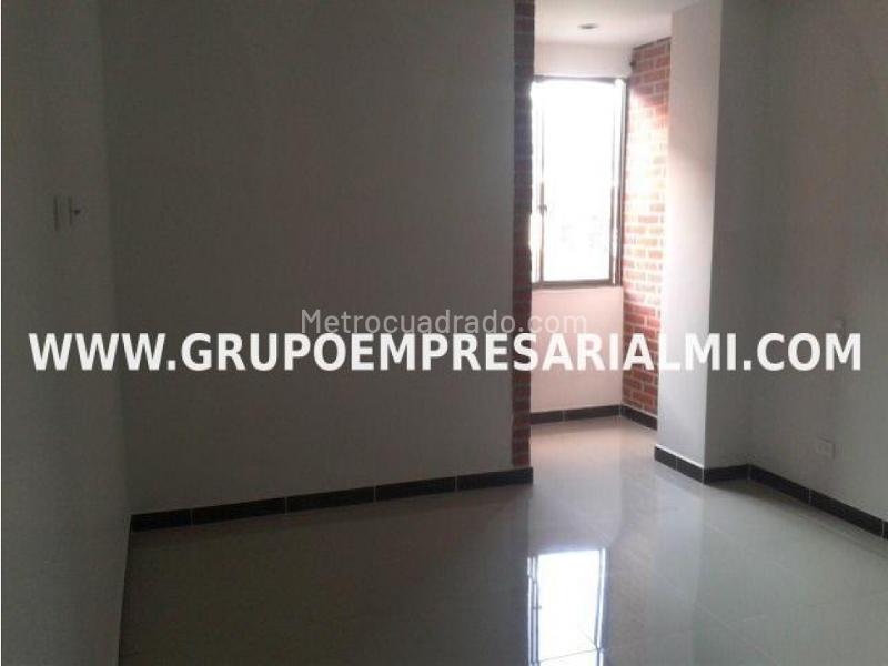 Apartamento Moderno de 3 Alcobas en Belen Granada - 6