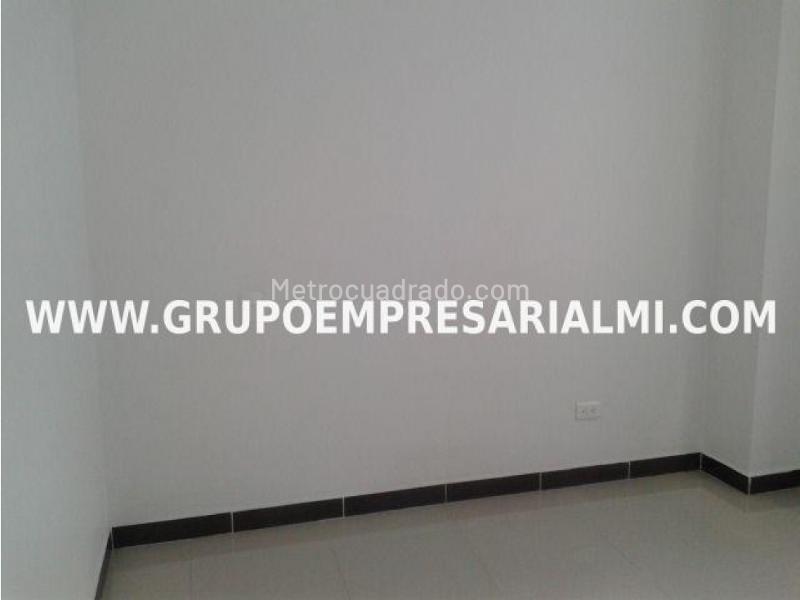 Apartamento Moderno de 3 Alcobas en Belen Granada - 7
