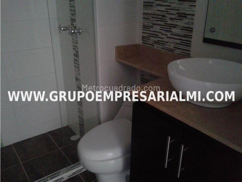 Apartamento Moderno de 3 Alcobas en Belen Granada - 9