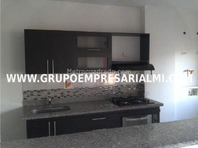 Apartamento de 3 alcobas en venta en Belen Granada, Medellín, 80 m² · foto 3 de 10