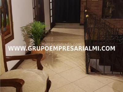 Casa de 4 alcobas en venta en La Doctora, Sabaneta, 200 m² · foto 9 de 20
