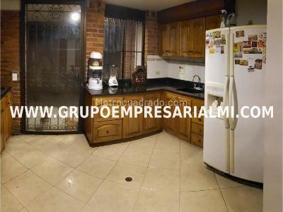 Casa de 4 alcobas en venta en La Doctora, Sabaneta, 200 m² · foto 10 de 20