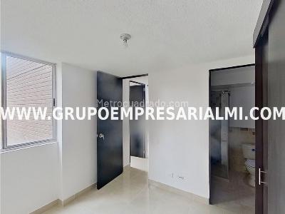Apartamento en venta en Alicate, Itagüí · foto 8 de 14