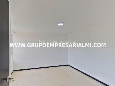 Apartamento en venta en Ditaires, Itagüí · foto 16 de 20