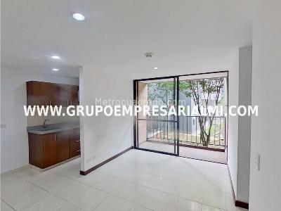 Apartamento en venta en Santa Catalina, Itagüí · foto 2 de 17