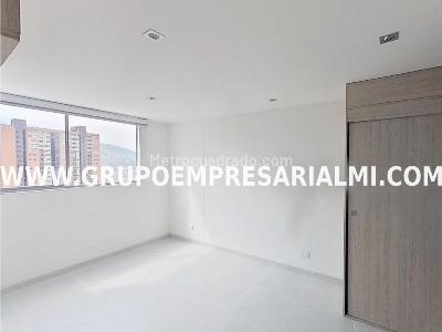 Apartamento de 1 alcoba en venta en Niquia, Bello, 36 m² · foto 8 de 13