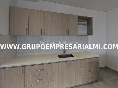 Apartamento de 3 alcobas en venta en La Navarra, Bello, 85 m² · foto 8 de 20
