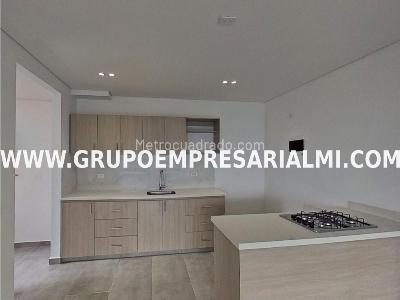 Apartamento de 3 alcobas en venta en La Navarra, Bello, 85 m² · foto 9 de 20