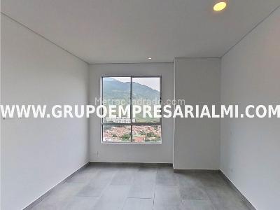 Apartamento de 3 alcobas en venta en La Navarra, Bello, 85 m² · foto 14 de 20