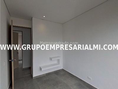 Apartamento de 3 alcobas en venta en La Navarra, Bello, 85 m² · foto 15 de 20