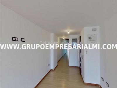 Apartamento de 3 alcobas en venta en Restrepo Naranjo, Sabaneta, 76 m² · foto 4 de 19