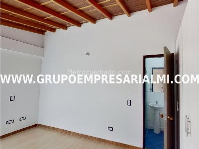 Apartamento de 3 alcobas en venta en Restrepo Naranjo, Sabaneta, 76 m² · foto 9 de 19