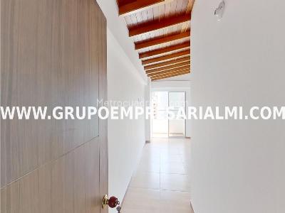Apartamento de 3 alcobas en venta en Restrepo Naranjo, Sabaneta, 76 m² · foto 13 de 19