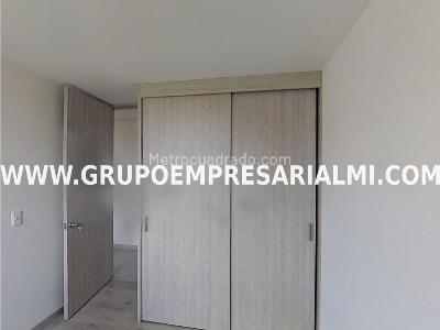 Apartamento en venta en Ditaires, Itagüí · foto 8 de 20