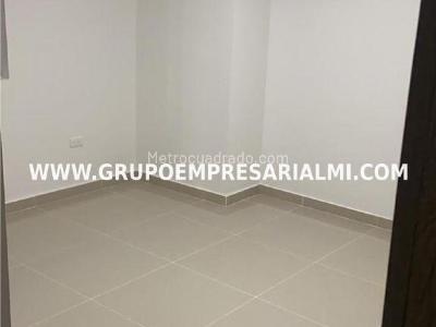 Apartamento de 3 alcobas en venta en Cabañitas, Bello, 81 m² · foto 6 de 12