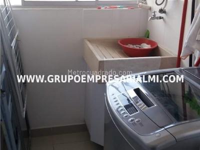 Apartamento de 2 alcobas en venta en Aves Maria, Sabaneta, 70 m² · foto 4 de 11