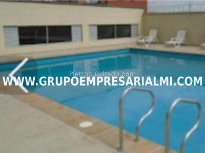 Apartamento de 2 alcobas en venta en Aves Maria, Sabaneta, 70 m² · foto 10 de 11