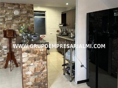 Apartamento de 5 alcobas en venta en Perez, Bello, 140 m² · foto 6 de 20
