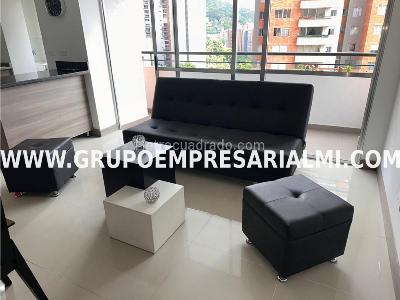 Apartamento de 3 alcobas en arriendo en Los Colores, Medellín, 65 m² · foto 2 de 18