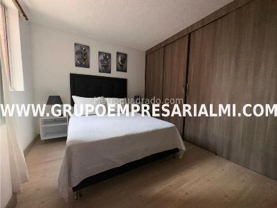 Apartamento de 3 alcobas en arriendo en Los Colores, Medellín, 65 m² · foto 12 de 18