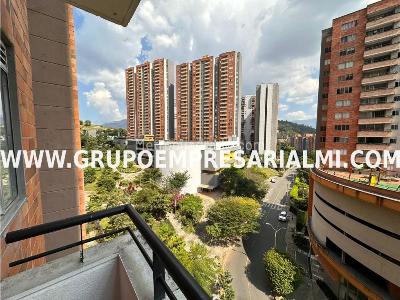 Apartamento de 3 alcobas en arriendo en Los Colores, Medellín, 65 m² · foto 18 de 18