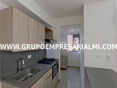 Apartamento de 3 alcobas en venta en Niquia, Bello, 71 m² · foto 6 de 20