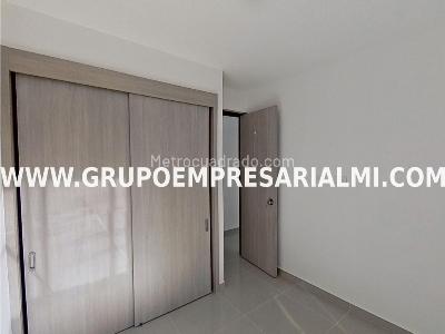 Apartamento de 3 alcobas en venta en Niquia, Bello, 71 m² · foto 9 de 20