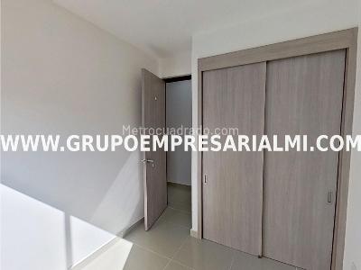 Apartamento de 3 alcobas en venta en Niquia, Bello, 71 m² · foto 12 de 20