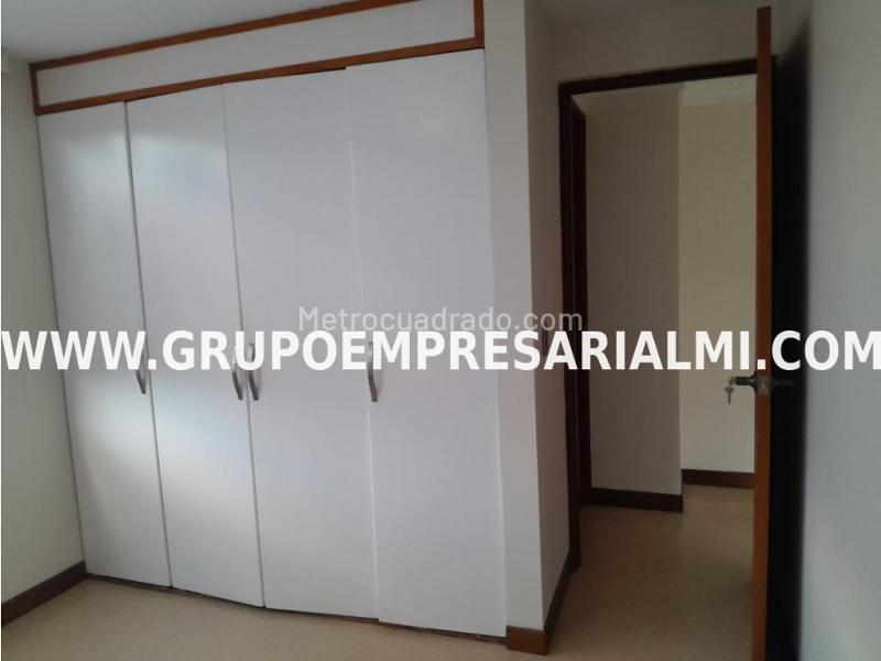 Spacious 3BR Apartment in Belen - 9