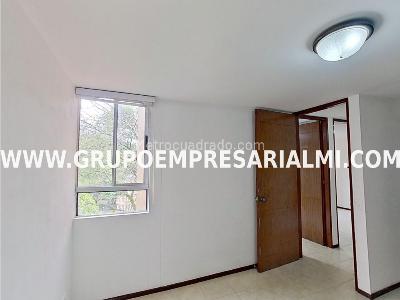 Apartamento de 3 alcobas en venta en Los Colores, Medellín, 70 m² · foto 16 de 20
