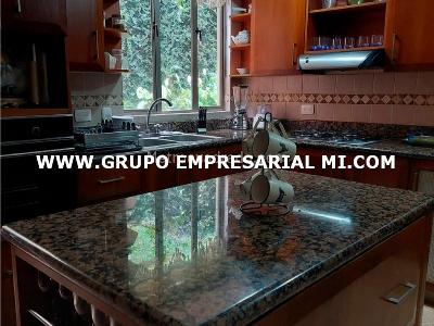 Casa de 4 alcobas en venta en La Candelaria, Medellín, 190 m² · foto 10 de 19
