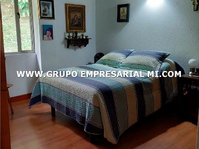 Casa de 4 alcobas en venta en La Candelaria, Medellín, 190 m² · foto 12 de 19