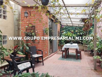 Casa de 4 alcobas en venta en La Candelaria, Medellín, 190 m² · foto 16 de 19