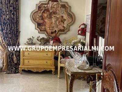 Casa en arriendo en El Poblado, Medellín · foto 2 de 20