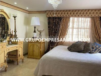 Casa en arriendo en El Poblado, Medellín · foto 5 de 20