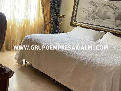 Casa en arriendo en El Poblado, Medellín · foto 7 de 20