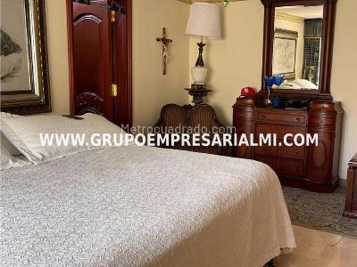 Casa en arriendo en El Poblado, Medellín · foto 8 de 20