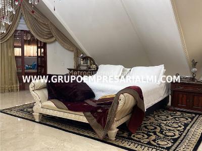 Casa en arriendo en El Poblado, Medellín · foto 14 de 20