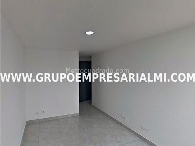 Apartamento en venta en El Poblado, Medellín · foto 7 de 19