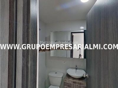 Apartamento en venta en El Poblado, Medellín · foto 12 de 19