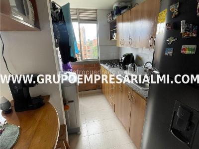 Apartamento en venta en El Poblado, Medellín · foto 4 de 14